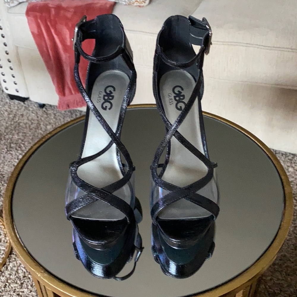 heeled sandals never used are in perfect condition